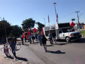 DiaMundialMeioAmbiente MarchaPaulinia05junho07 (7)