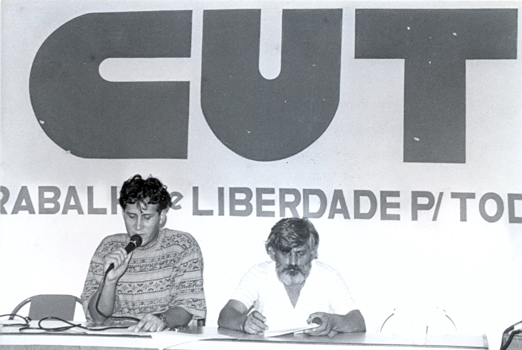 Assembleia de mudanças no estatuto