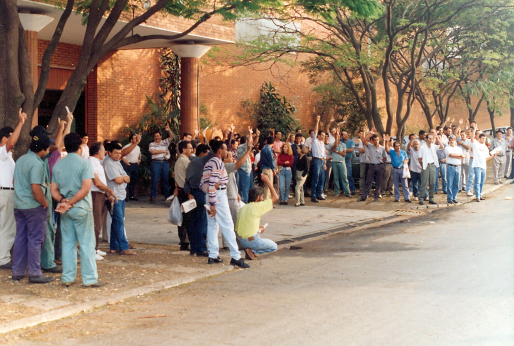 Assembleia dos planos Bresser-Verão na Mira (3)