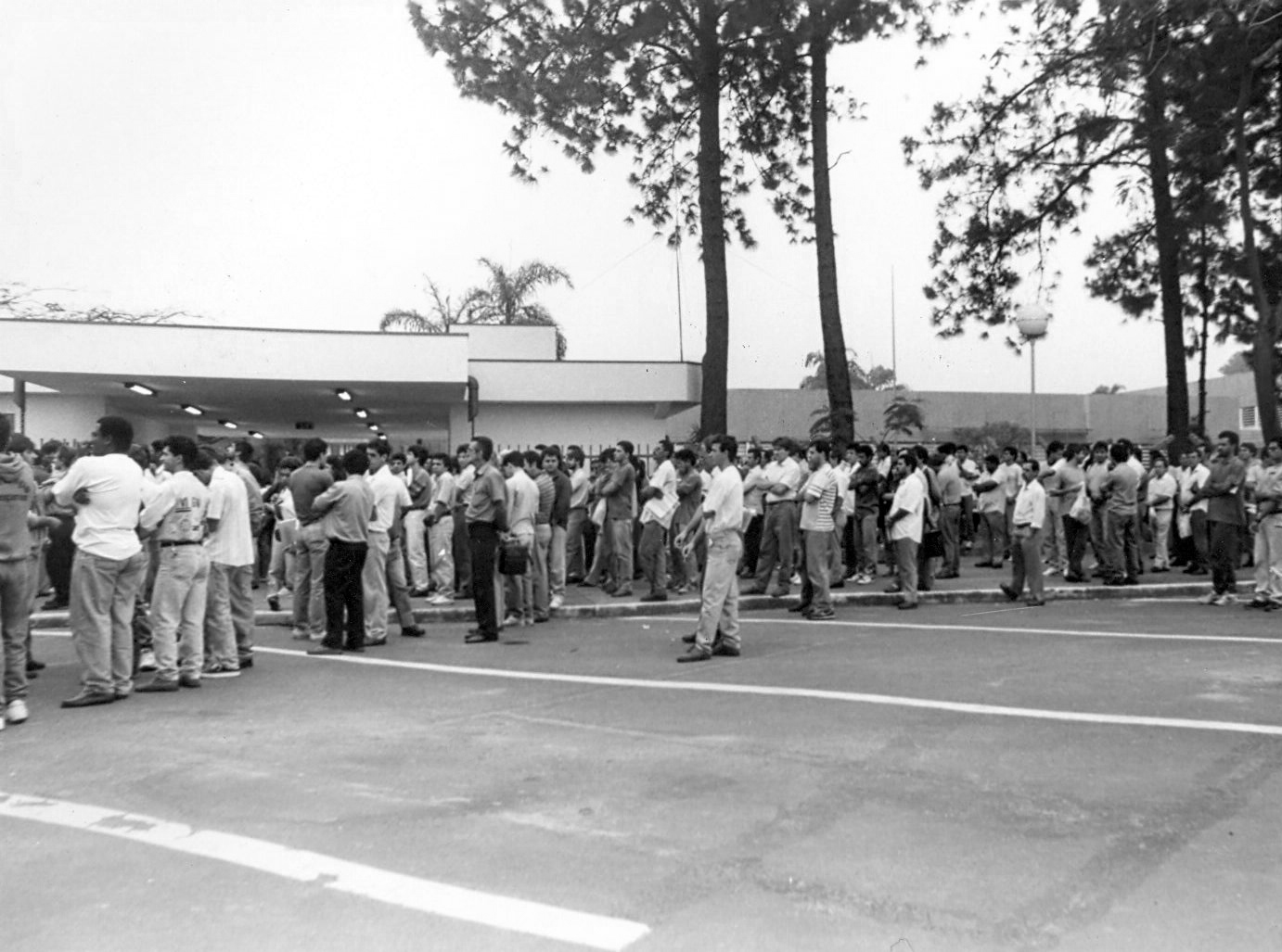 Assembleia na 3M de Campanha salarial 10-93 (4)