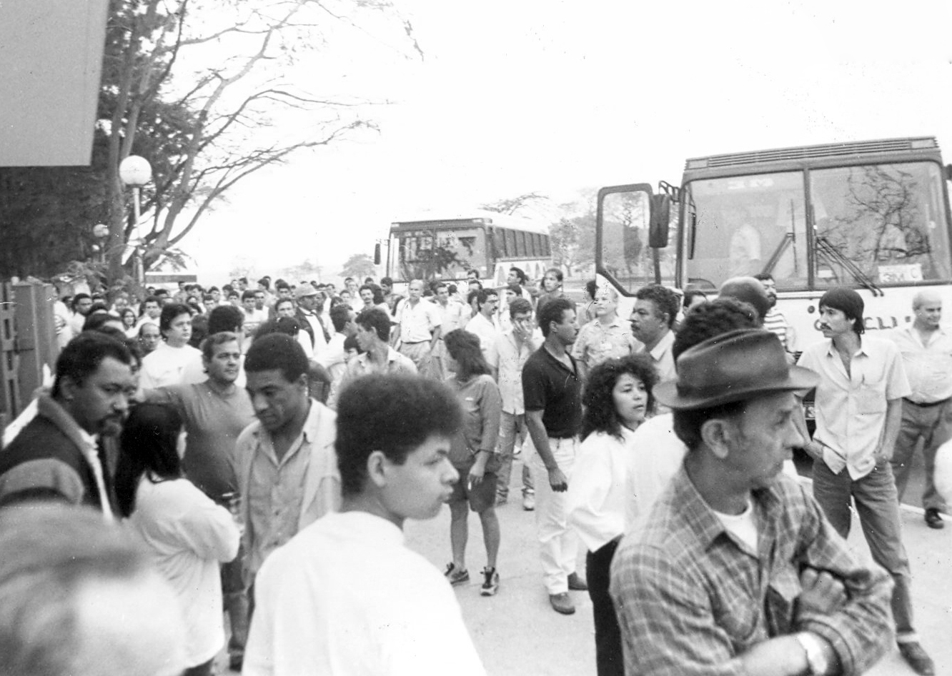 Assembleia na 3M de Campanha salarial 10-93 (5)