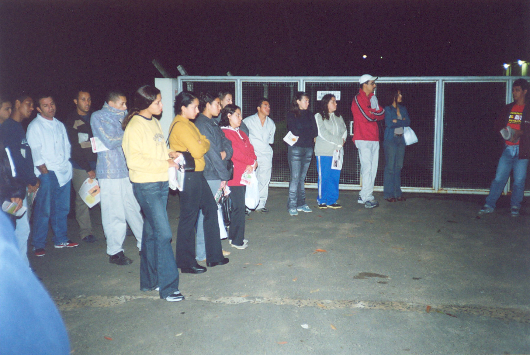 Assembleia na Sinter Futura por atraso de salários 05-2002 (1)