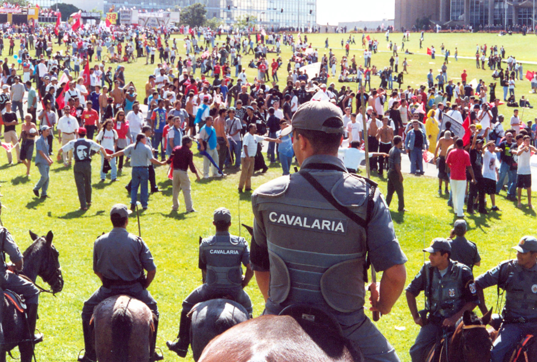 Ato contra FHC E FMI - Brasília -07-2001 (13)