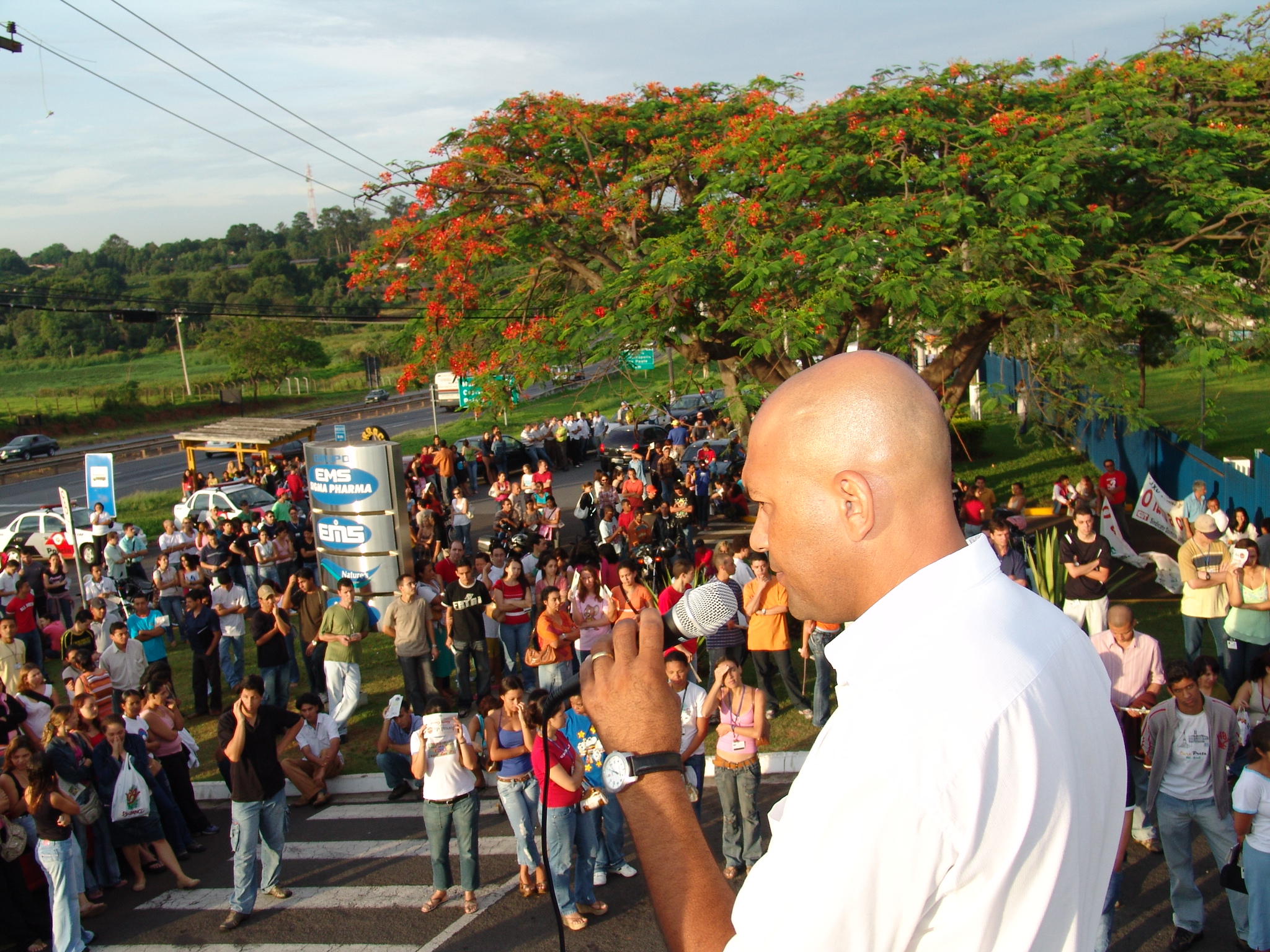 EMS Hortolândia demissões 28nov06 (4)