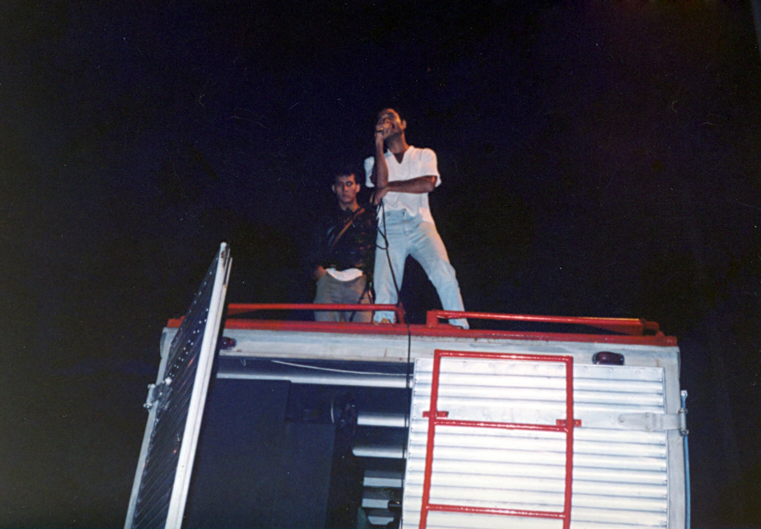 Greva na Rhodia - (entrada forçada (8)