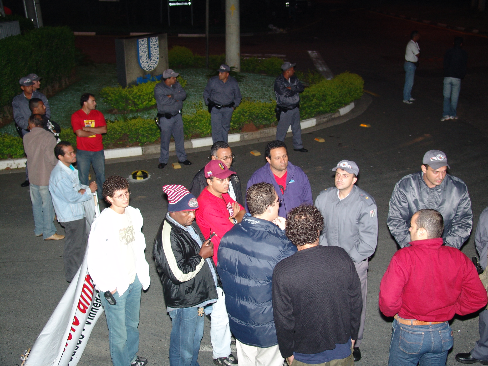 Greve Unilever - Vinhedo - 08dez2006 (1)