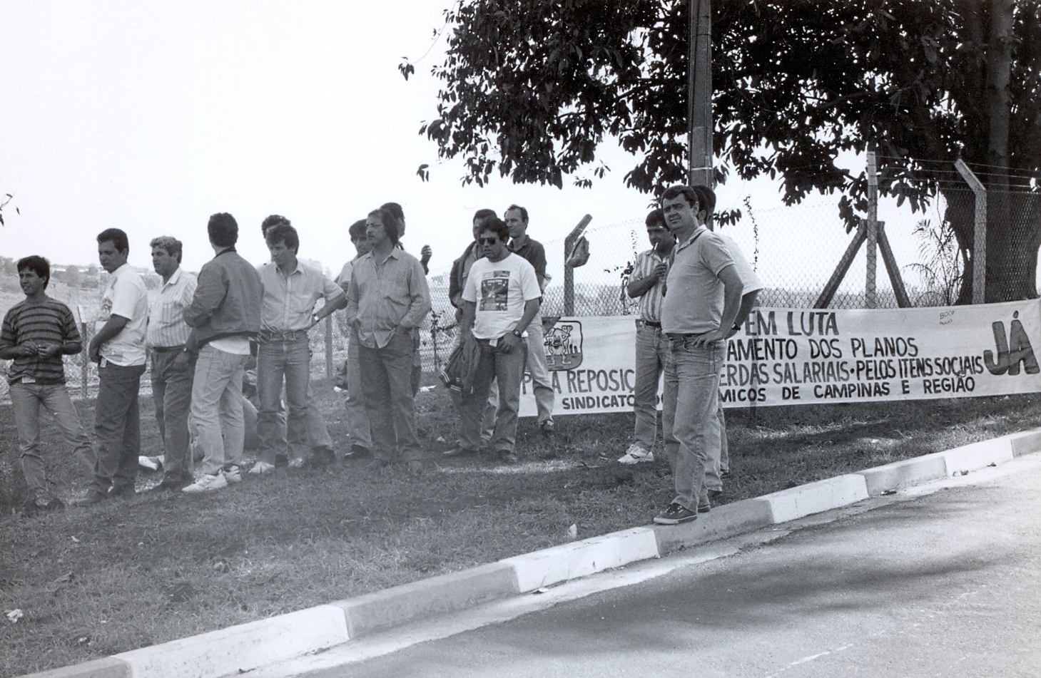 Greve de perdas salariais na Rhodia com (10)
