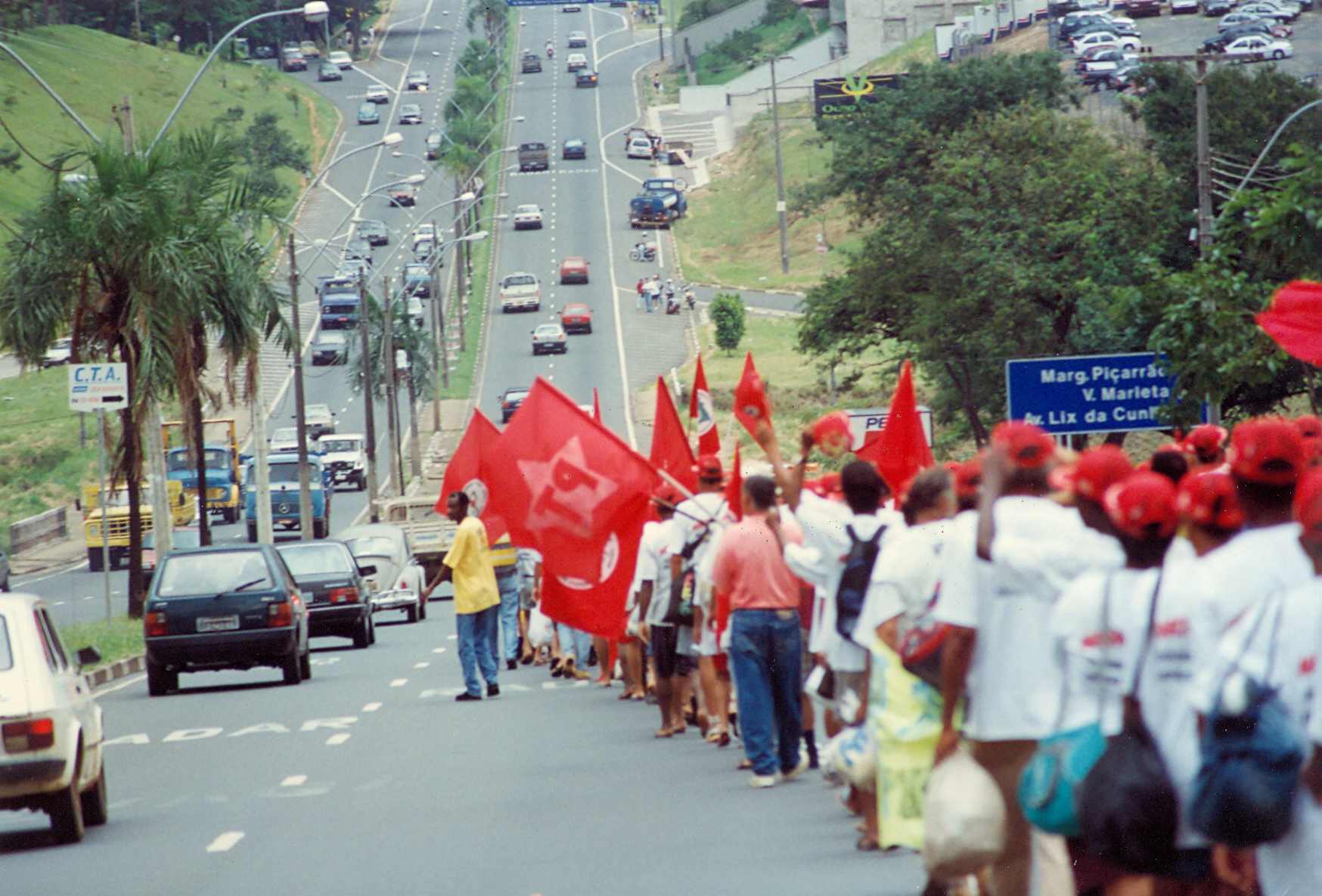 Passagem por Campinas da Marcha dos Sem-Te