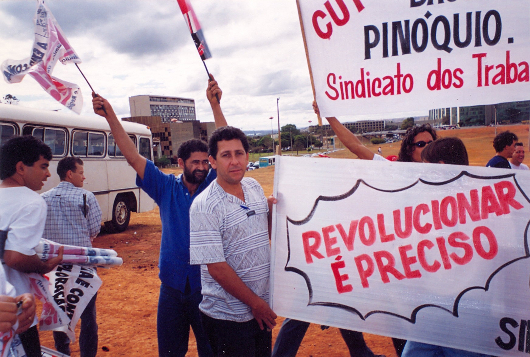 Passeata das 100 mil contra FHC-FMI, em Brasíli (9)