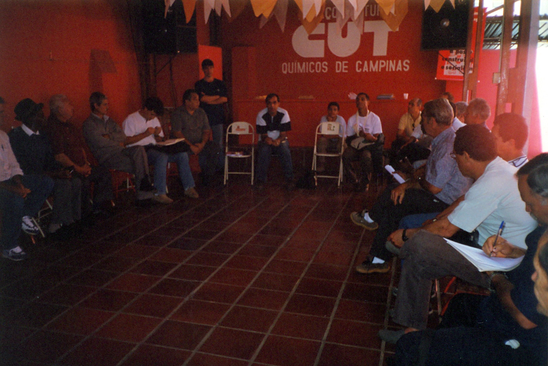 Reunião com ex-trabalhadores sobre contaminação pela Shell 0 (4)