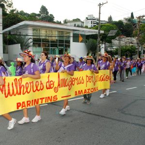 Mulheres da MMM chegam à São Paulo na marcha que seguiu de Campinas à capital em 18-03-2010