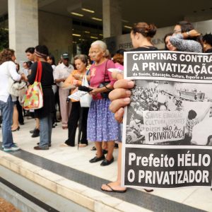 Ato contra privatização da saúde em 02 de março de 2011