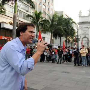 Ato Fora Hélio contra corrupção em 1º de junho de 2011 - F: JZ