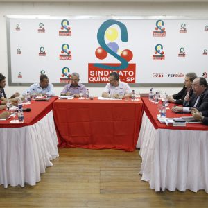 2º rodada de negociação da campanha salarial do setor farmacêutico, em 28_03_2017. Fotos Dino Santos