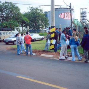 Assembleia na Du Pont em outubro de 2002