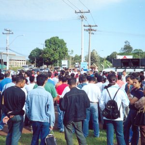 Assembleia na Du Pont em outubro de 2002