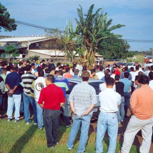 Assembleia na Du Pont em outubro de 2002