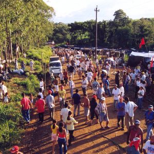 Apoio na ocupação do MST em Porto Feliz em 07-02-1999_3